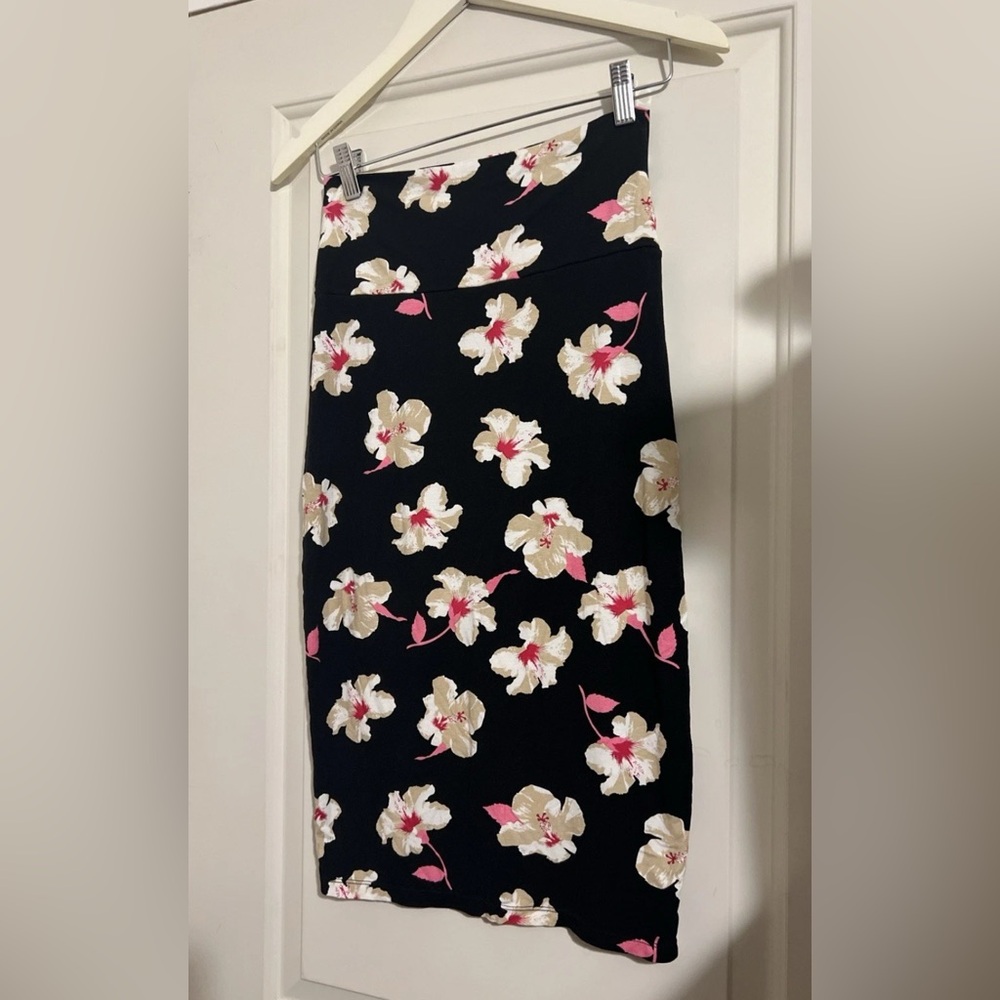 Ava Sky Fighting Eel Hibiscus‎ Floral Hawaiian Black Pink Pencil Skirt Jersey